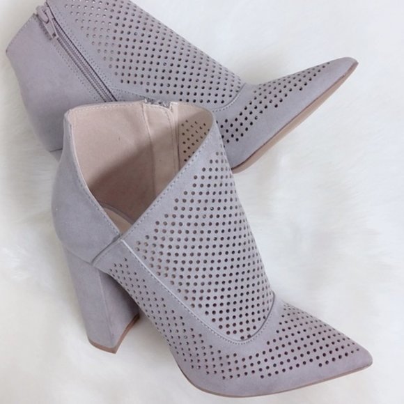 Shoes - HP! Light Gray asymmetrical Heels Ankle Booties